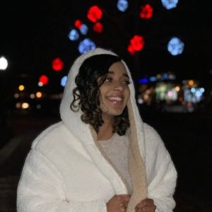 Meet your Posher, Malaya